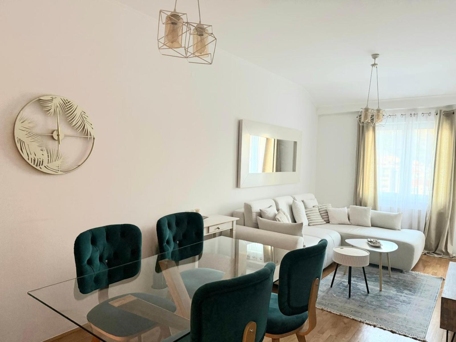 Agua Mare Apartment ブドヴァ エクステリア 写真